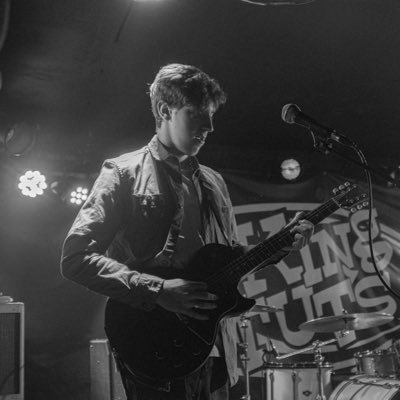 Live Music & Promotional Photographer - @callumgibbsvisual. Lead Guitarist - @stereofire_