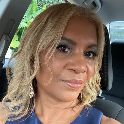 Basketball mom, customer care/crisis mgmt. professional, health/fitness/reality show junkie, ROM machine enthusiast. Love the Falcons, Ravens, Hawks & Heat!