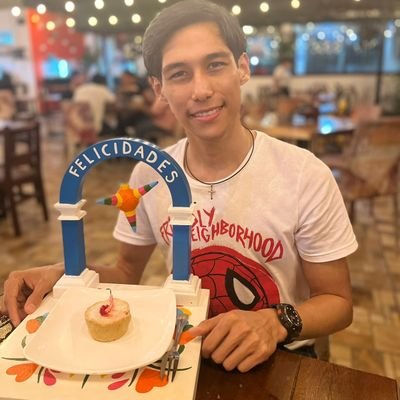 Estoy aquí por aburrido 🤷🏻♂️ y porque no puedo ingresar a mi cuenta anterior
Me gustan las hamburguesas 🍔❤️
Your Highness😋🔥👌🏻🍁💚🤴🏻