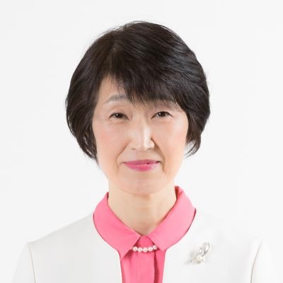 金沢市議会議員／公明党金沢総支部副女性部長／金沢市在住／滋賀大学教育学部卒業／教員免許(小学校・中高数学)／趣味は野球観戦、ストレッチ