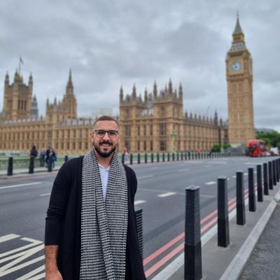 Copa Além da Copa on X: Entre tantas estrelas chegando na Arábia Saudita esse ano, o Al-Ittihad tinha um sonho de contratação: Mohamed Salah, o melhor jogador árabe do mundo. Foi uma
