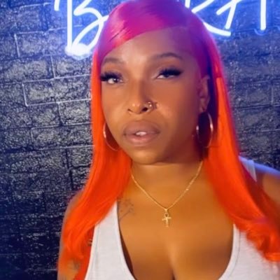 REMEMBER THE NAME BERRIE BERRIES ! RETWEET ME • I GOT SOMETHING TO SAY #Mother🦹🏽♀️ #Hustler 💰 #Entrepreneur 💻 IG: @BerrieBerriesCeo 🇭🇹