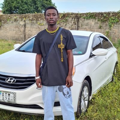 VannyCasta's profile picture. It's either you're happy or faking your smile😁🇸🇱