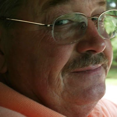 DavidGa35410086's profile picture. 