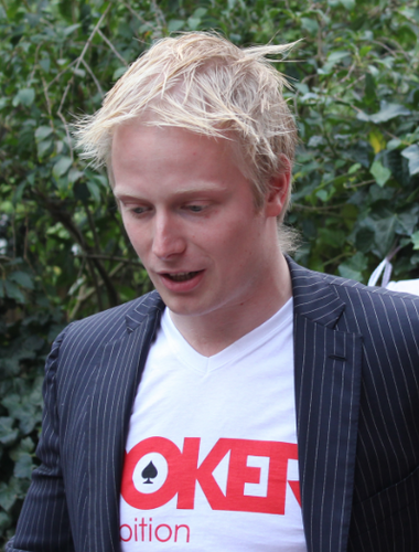 Professional pokerplayer from Amsterdam and maker of poker trainingvideo's for Pokerambition.nl Likes: Fitness, Thaiboxing and obviously Partying!