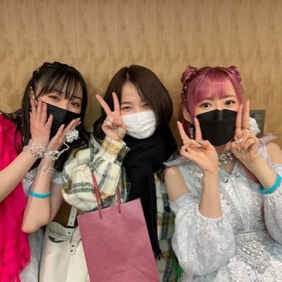 ★Hello!Project 現メン→あゆみん，さくら・段原 OG→Wダブルユー，鞘師，まーちゃん，Buono!，こぶし など… ★SPEED→寛子 ★超特急→5(ユーキ)&7(タカシ) 新喜劇など…。