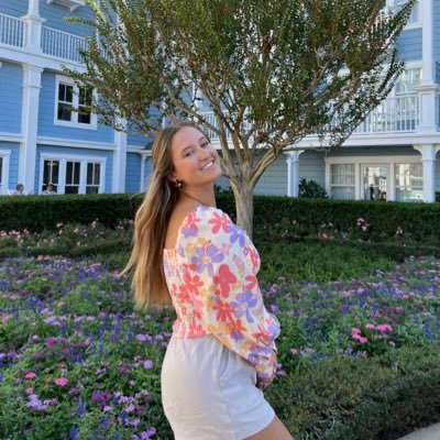 chloe_clary01's profile picture. lover of life|Christ follower|NC