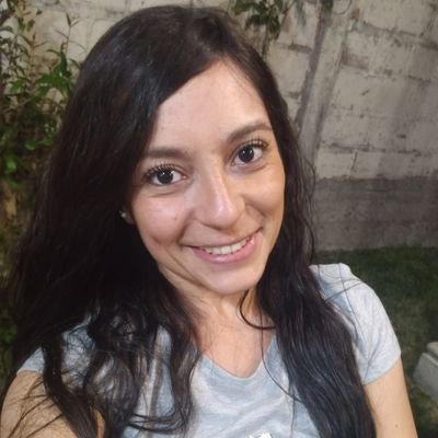 El éxito lo consiguen aquellos que siempre son humildes y aun siendo grandes no se olvidan ni de donde vienen ni quienes son