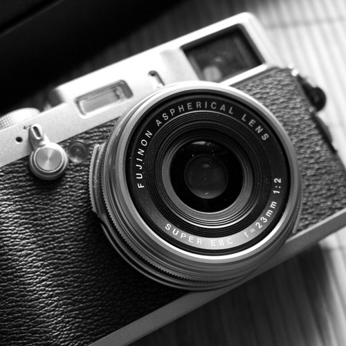 fujixcom's profile picture. Le twitter officiel du site francophone entièrement dédié à la série X PREMIUM de chez FujiFilm