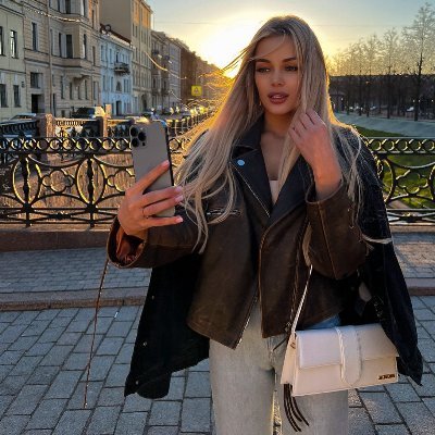 AlexisJ39038061's profile picture. love life