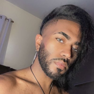 The BIGGEST Bunny 🐰| Verse 🌈 |LGBTQ+✨| Bratty Sub 🤤| Spoiled 😍| Throat Goat 💦| Nipple Play 🤭| DM Fee: $10