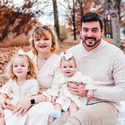 #Kentuckian | #Mama, First | Pursing a BS in #Psychology | #IntersectionalFeminist
This will probably be about 93% #parenting content. Don't get your hopes up.