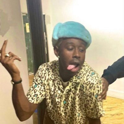 steph_luvvvbiss's profile picture. 