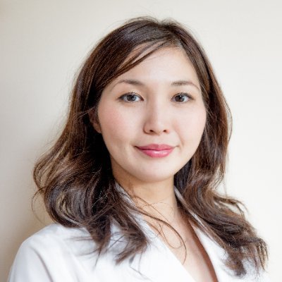 kakayu0729's profile picture. 沖縄県40歳女性歯科 院長✖MBA取得　グロービスオンライン卒
医院経営の思考を発信
三人の子育てしながら
地方で開業4年で年商１.４億。初期にコロナ禍というアップダウンも経験
決算書の読み方、マネジメント実務の流れ、マーケティングのSEO順位のあげ方、MEOSNS対策まで動画で学べる＋伴走サービス