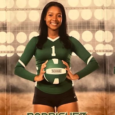 Fairfield, Ca | Rodriguez High School | Club Solano Volleyball 🏐 | 6’2 | Grad 2023 | #13 | Middle Hitter(RS) |