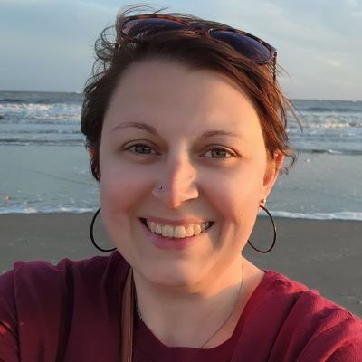 Fire Wife & Mother, Bipolar II Survivor, Lover of Books & Crafts.