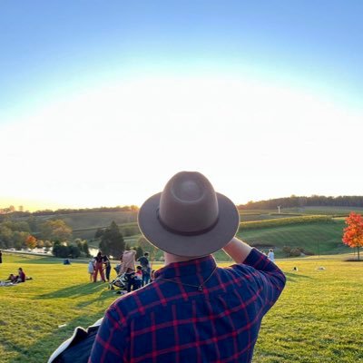 dfurivel's profile picture. Abogado Colombiano Especialista en Derecho Administrativo y LL.M. Compras Públicas de la Universidad de George Washington (Washington D.C.)