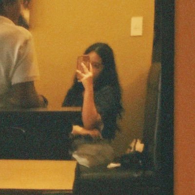 ishikisae's profile picture. 