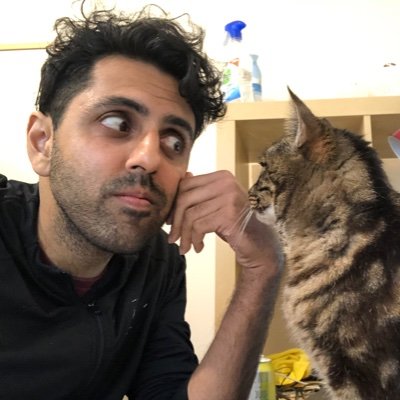 Writes scripts, feeds cats, tries not to fuck up that thing you love | Associate Playwright @royalcourt