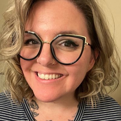 Organizer. Nerd. Exec Director Starter PAC. Opinions my own. “Knit on with confidence and hope through all crises.” - Elizabeth Zimmerman (she/her)