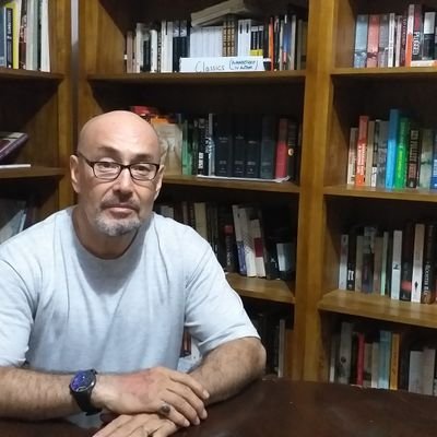 .Be always positive
آدمی را امتحان به کردار باید کرد .
اصل حاکم بر زندگی انسانها احساس است .