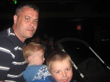 Dad of 3, looking for some friends. Likes, Football, Computing, Cinema, World of Warcraft, Lotro, Books, Sheffield United supporter. Your team is your team.