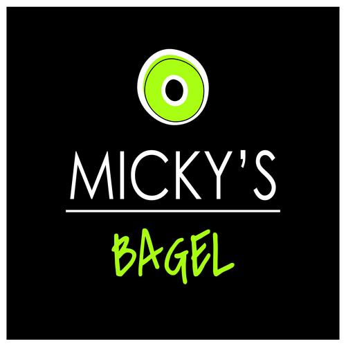 Sur place, à emporter ou bien en livraison, Micky's Bagel, situé à deux pas de la porte maillot, un spécialiste des bagels et des salade en mode saladbar.