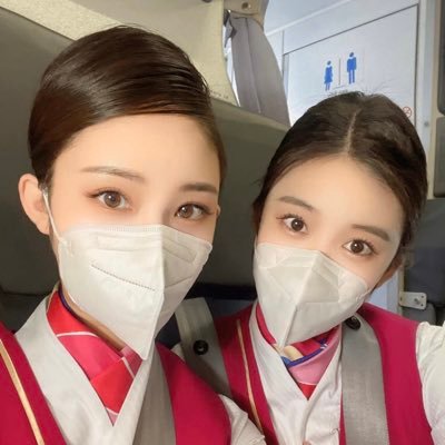 南航cc一枚,偶尔发推,本人身高172d,🉑️接机✈️,🉑️伴游,提供全新线下空姐资源,有的人就是不要脸,冒充名字就算了,还冒推特号,万一哪天我推特号没了,大家请认准电报号:https://t.co/3UB3TI2XUi,欢迎留言互粉,➕微信有门槛,🌈感恩遇见🌈