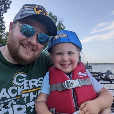 AndrewAllyn2's profile picture. Hawkeyes all day