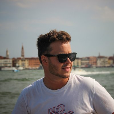 Zanieska's profile picture. I don't see the ordinary as a repetition of events but rather a succession of improvements. A continuous search to beat oneself over time.