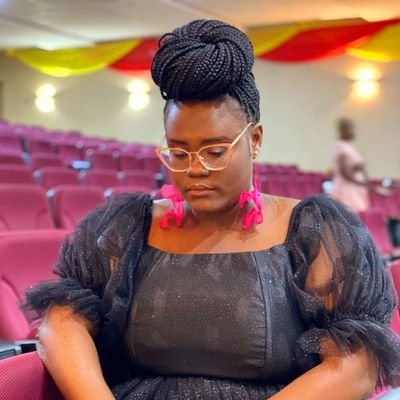 Sunshine. Moonlight. At the same time.
☀️ 🌙
God's Hand Maiden. Radio Presenter. MC. VoiceOver Actor.