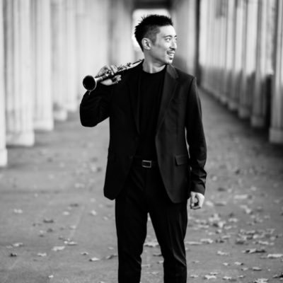 クラリネット/東京藝大/ベルリン・ハンスアイスラー音楽大学院/パリ国立高等音楽院第3課程現代音楽&修士課程バスクラ/ローマ・サンタチェチーリア国立アカデミー Alessandro Carbonareクラス/ルツェルン音楽祭アカデミー/Villa Musica奨学生/キール歌劇場ソロバスクラリネット