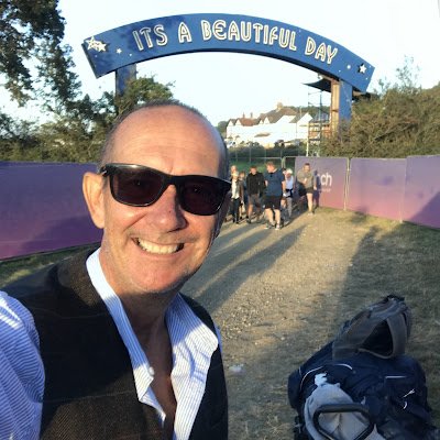 Ex Steelworker/retired Cop SWP. Recently become a “Bampi” to the most beautiful little girl💖… Likes Live music,Guitars,football and #Beerwithaview🍺… YJB⚽️