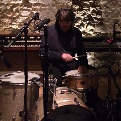 Drummer, songwriter, producer, almost a piano player, chimerical optimist, Bordeaux Bolshevik! Interested in the arts, history & current events!