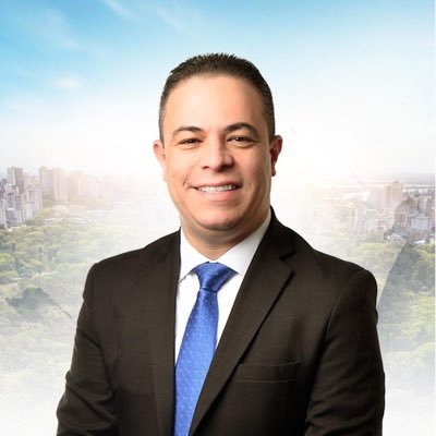 Advogado, Mestre em Direito. Deputado Estadual reeleito (2022). Mestre em Direito, Vereador de POA eleito e reeleito (2012 e 2016).