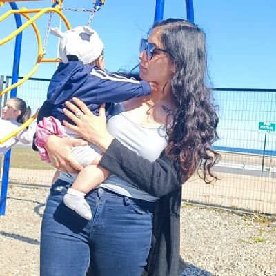 29 años☺
Mami de Thiago🤰🏿💚
Educadora diferencial👩🏽🏫