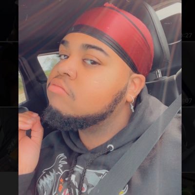 Melly2Nicee's profile picture. https://t.co/KoyxkbV3sm |