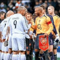 LeDiseurDeVérité (@adelmbb) 's Twitter Profile