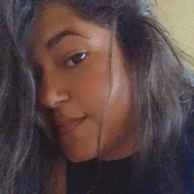 Isealita's profile picture. Educational ROCKSTAR             🖍📓✂️🥁🤘🏾🏀☘️🎩🍉💛🩷🥂🇮🇳🇻🇪