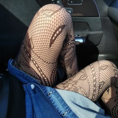 露出撮影投稿・痴漢遊び・寝取らせ・単独さんを募集するアカウント😄DM頂く際は下の固定ポストをよ〜くお読みになってからメールくださいね!お願いします 🙇🏻挨拶礼儀がなってない人は無視します。