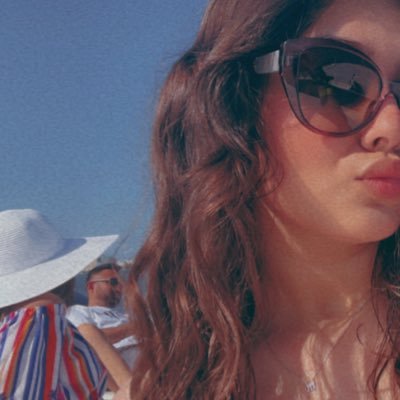 beachy southern girly that loves #booktwt, f1, sabrina carpenter, and relatable things 😌😌😌🥰🥰🥰
