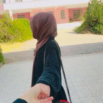 shabana_arsin's profile picture. I'm never going back. The past is in the past ❤️