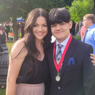 VasiuElena's profile picture. Grade 6 and LRT at Memorial City Elementary

Love the life you live. Live the life you love. -Bob Marley