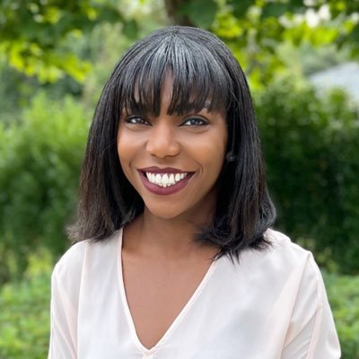 👩🏾💻 Social media enthusiast; formerly @FHI360, @Jhpiego, @USChamber & @OJPgov 🎓 @Penn_State alum 🇳🇬 Raised on Nigerian jollof rice 💬 Tweets are my own
