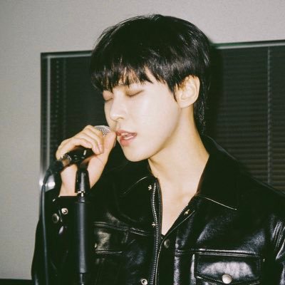 Falling_for_U21's profile picture. #Falling_for_dear #사랑가득담아_사랑가득한_도영이에게