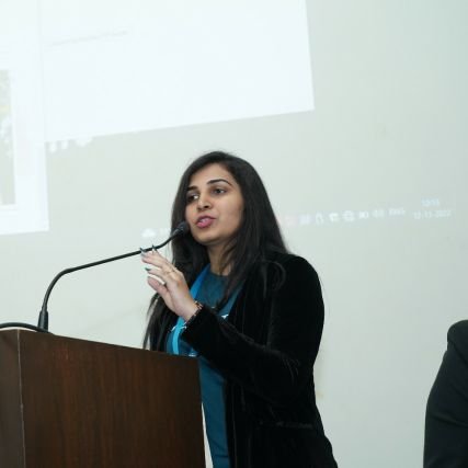 Co-Founder at @ofisindia | Writer| Katthak Dancer| Hobby Photographer| Avid Reader | Crazy Half @fitehal