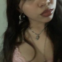 estrella (@bbymll_) 's Twitter Profile