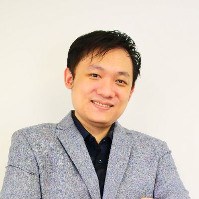 koma_cutieroid's profile picture. 株式会社HatsuMuv @HatsuMuv 創業者 早稲田大学次席研究員、ロボットと2次元を融合する等身大人型ロボット「ハツキ」起案者 Cutieroid Project @cutieroid 代表