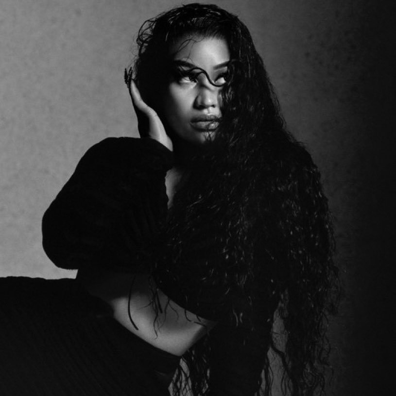 Focus on your future, beauty and everything else will follow. -NM
----Work hard, laugh lata----
Queen-08/10/18