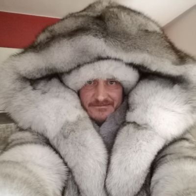 Male/Straight...
Fur is my absolutely passion!
I love silky soft furs!